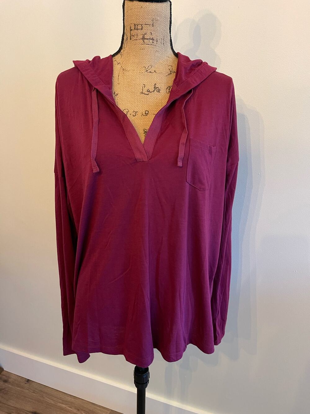 Maroon Colosseum Work Out Top with Hood Size Medium